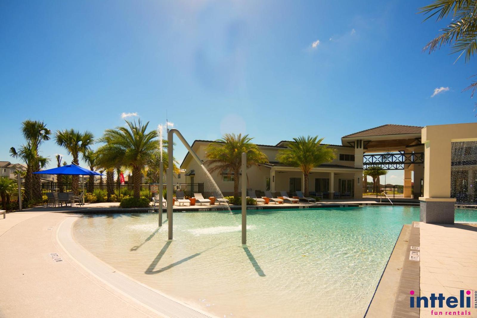 Stunning Vacation Home SO3890 Main image 2